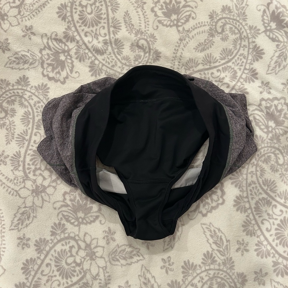 Lululemon Speed Up Low-Rise Shorts - Picture 6 of 6
